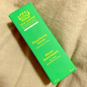 BNIB FS Tata Harper resurfacing serum 1 oz